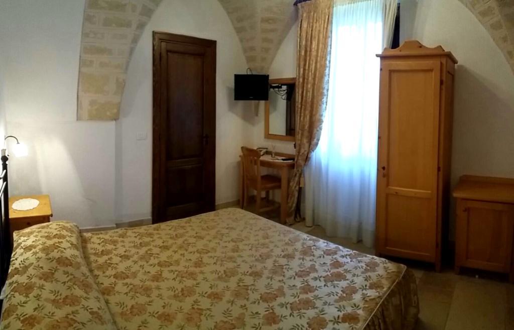 Masseria De Michele Montalbano (Apulia)